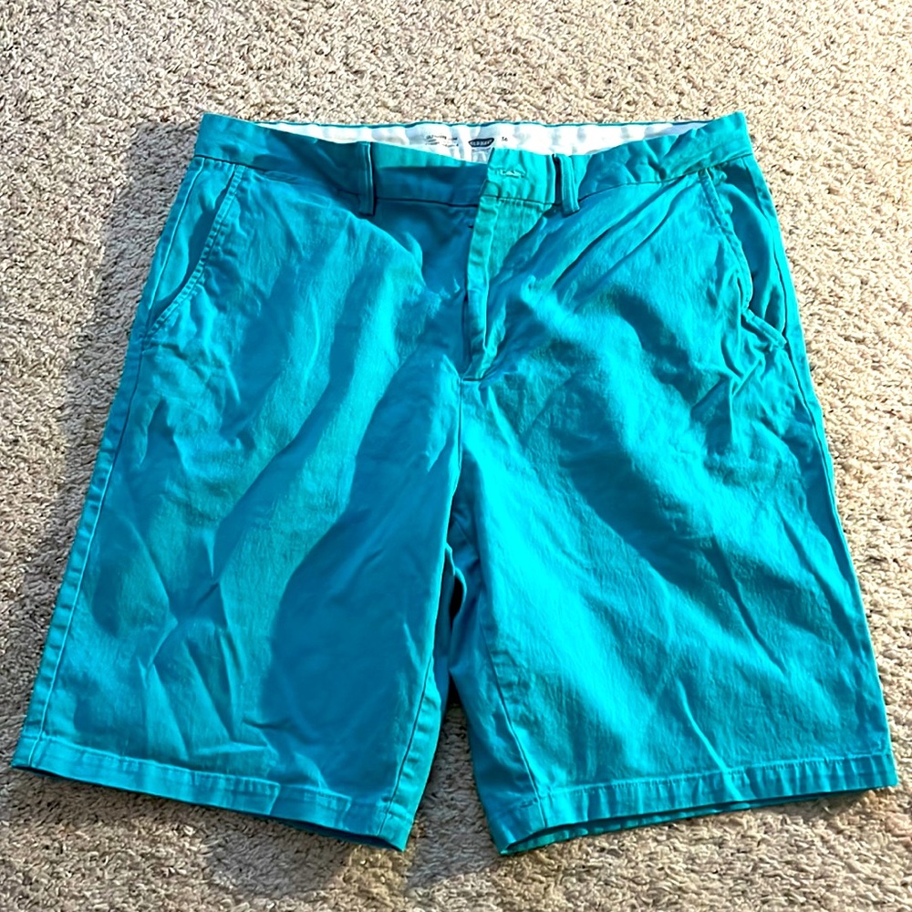 Old Navy Men’s Shorts Ultimate Slim- Size 36